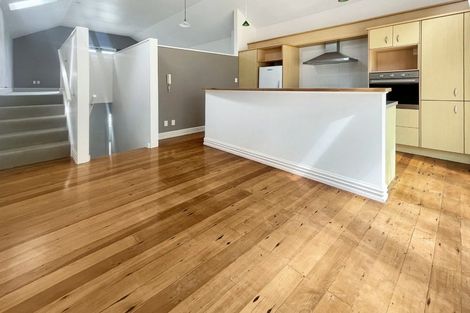 Photo of property in 153e Grant Road, Thorndon, Wellington, 6011