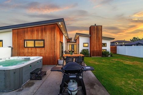 Photo of property in 119 Georgina Street, Marshland, Christchurch, 8083