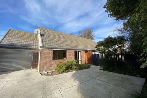 Photo of property in 2/46 Weston Road, St Albans, Christchurch, 8052