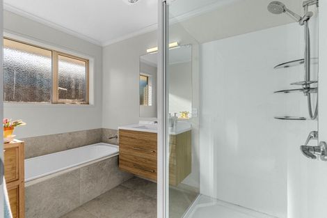 Photo of property in 4 Pipi Place, Baylys Beach, Dargaville, 0377