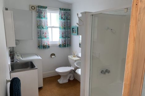 Photo of property in 37 Glenbervie Terrace, Thorndon, Wellington, 6011