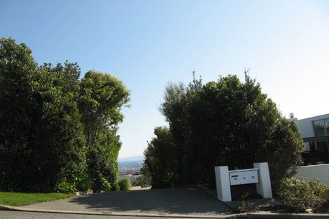 Photo of property in 16 Harry Ell Drive, Cashmere, Christchurch, 8022