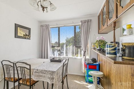 Photo of property in 9 Alma Road, Gonville, Whanganui, 4501