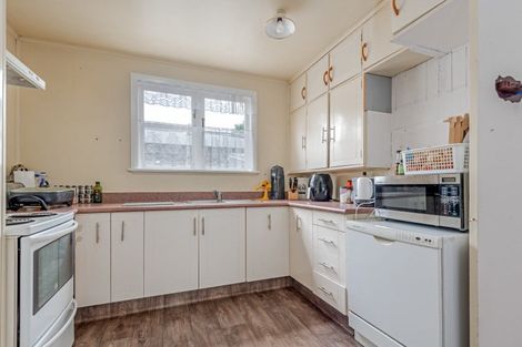 Photo of property in 11 Sedcole Street, Pahiatua, 4910