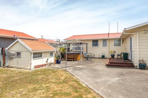 Photo of property in 25 Alexandra Street, Marton, 4710