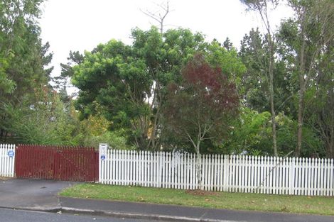 Photo of property in 17 Claverdon Drive, Massey, Auckland, 0614