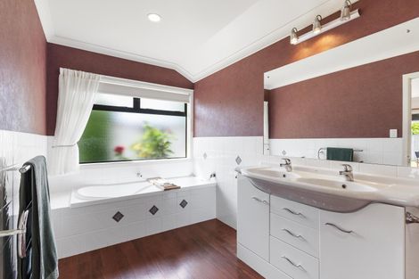 Photo of property in 14 Mirbeck Avenue, Cambridge, 3434