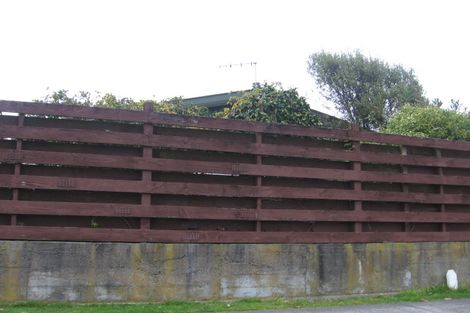 Photo of property in 76 Benmore Avenue, Cloverlea, Palmerston North, 4412