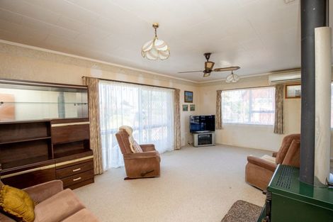 Photo of property in 14 Mahana Road, Ngatea, 3503