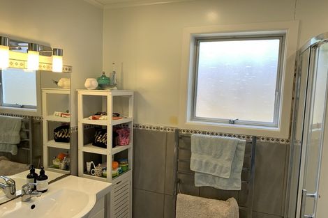 Photo of property in 78b Glenvar Road, Torbay, Auckland, 0630