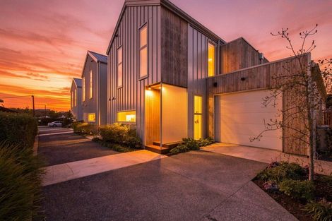 Photo of property in 3/130 Office Road, Merivale, Christchurch, 8014