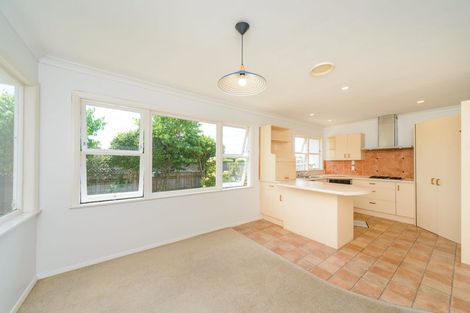 Photo of property in 42 Pitama Road, Awapuni, Palmerston North, 4412