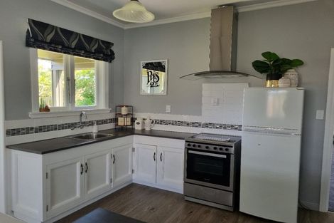 Photo of property in 43 York Street, Levin, 5510