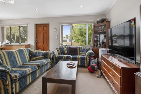 Photo of property in 22 Glennandrew Drive, Half Moon Bay, Auckland, 2012