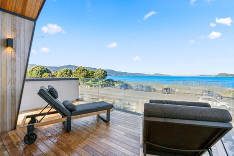 Photo of property in 239 The Esplanade, Petone, Lower Hutt, 5012