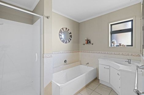 Photo of property in 20 Ursula Drive, Feilding, 4702