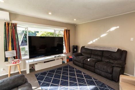 Photo of property in 1 Tiroiti Grove, Stokes Valley, Lower Hutt, 5019
