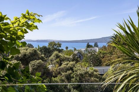 Photo of property in 3/40 Kowhai Road, Campbells Bay, Auckland, 0630