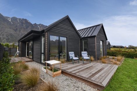 Photo of property in 12 Fife Court, Jacks Point, Queenstown, 9371