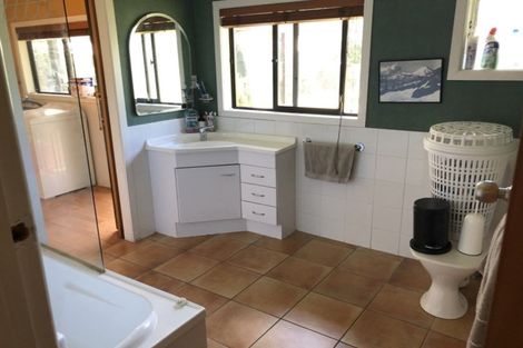 Photo of property in 12 Brookvale Lane, Taupaki, Henderson, 0782