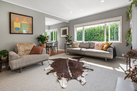 Photo of property in 30 Saint Leonards Road, Devonport, Auckland, 0624