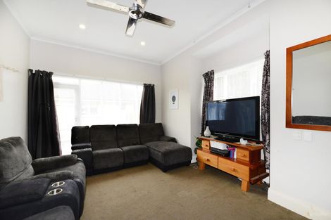 Photo of property in 23 Harris Street, Waimate, 7924