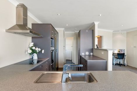 Photo of property in 53 Omokoroa Road, Omokoroa, 3114