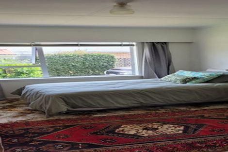 Photo of property in 7 Margaret Place, Merrilands, New Plymouth, 4312