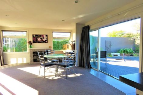 Photo of property in 16 Arthur Street, Holmes Hill, Oamaru, 9401