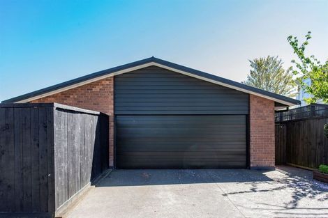 Photo of property in 2 Guinness Crescent, Ilam, Christchurch, 8041