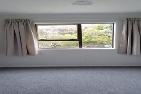 Photo of property in 2 Jasons Place, Churton Park, Wellington, 6037
