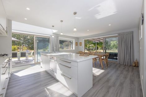 Photo of property in 11 Long Grass Place, Hawea Flat, Wanaka, 9382