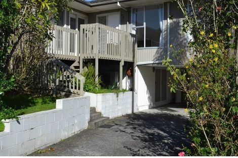 Photo of property in 4/35 Patons Road, Howick, Auckland, 2014