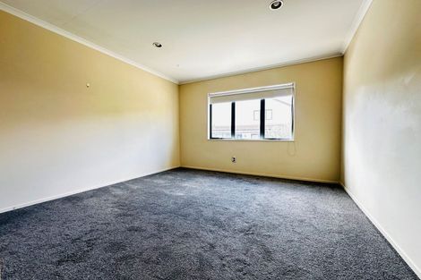 Photo of property in 14 Maypark Crescent, Flat Bush, Auckland, 2016