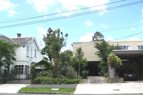 Photo of property in 7 Bassett Road, Remuera, Auckland, 1050