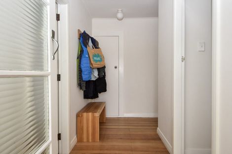 Photo of property in 8 Barrett Place, Carterton, 5713