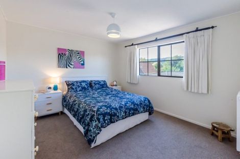 Photo of property in 261 Te Moana Road, Waikanae, 5036
