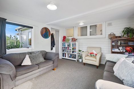 Photo of property in 70 Wishart Road, Helensville, 0800