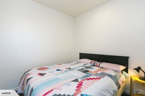 Photo of property in Stadium Garden Flats, 212/107 Thorndon Quay, Pipitea, Wellington, 6011