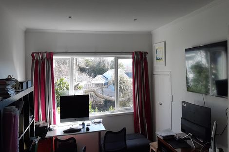 Photo of property in 82 Townsend Road, Miramar, Wellington, 6022