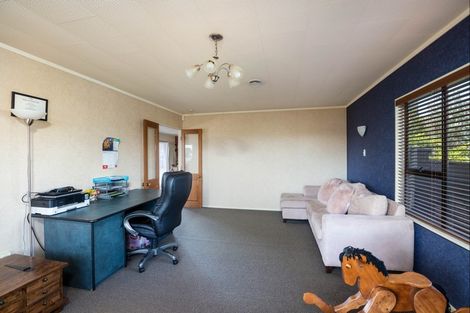 Photo of property in 6 Silby Street, Waitara, 4320