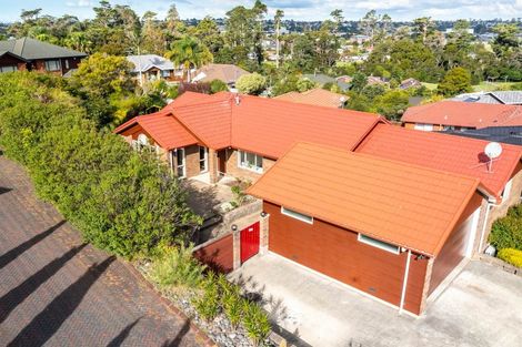 Photo of property in 26 Vintage Drive, Henderson, Auckland, 0612
