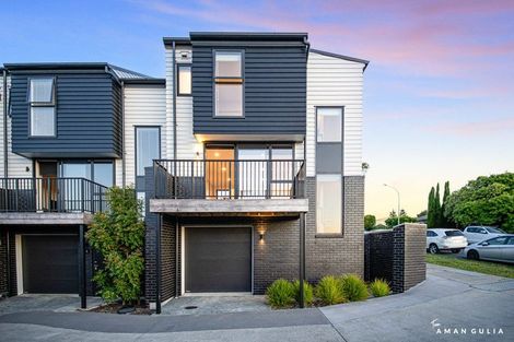 Photo of property in 2 Panoni Lane, Howick, Auckland, 2014