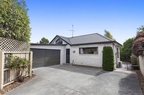 Photo of property in 2/39a Yardley Street, Avonhead, Christchurch, 8042