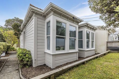 Photo of property in 32 Stanley Street, Berhampore, Wellington, 6023