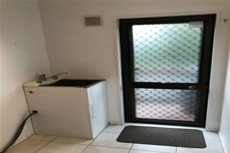 Photo of property in 8a Croydon Road, New Lynn, Auckland, 0600