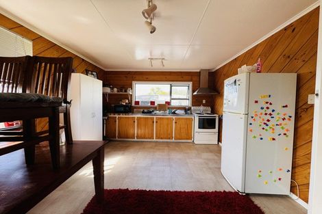 Photo of property in 30 Rua Avenue, Waitarere Beach, Levin, 5510