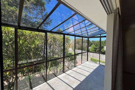 Photo of property in 7 Lavery Place, Sunnynook, Auckland, 0632