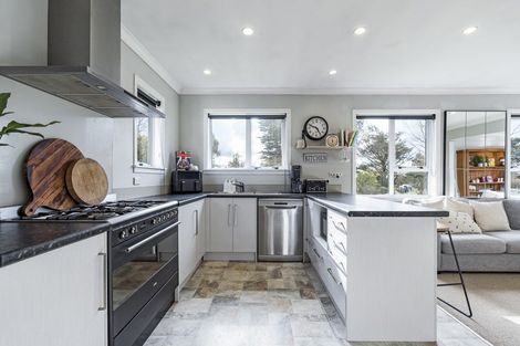 Photo of property in 1870 Egmont Road, Kaimiro, Inglewood, 4386