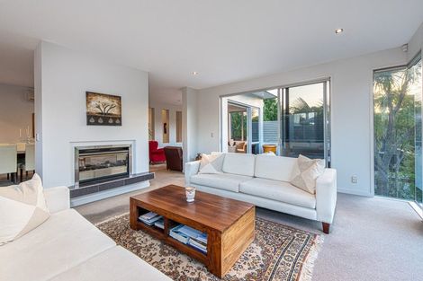 Photo of property in 10 Kahikatea Close, Campbells Bay, Auckland, 0630